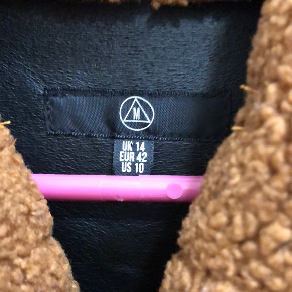 🎉HP🎉 Volcom Women’s Pleather/Sherpa Jacket - Picture 2 of 4